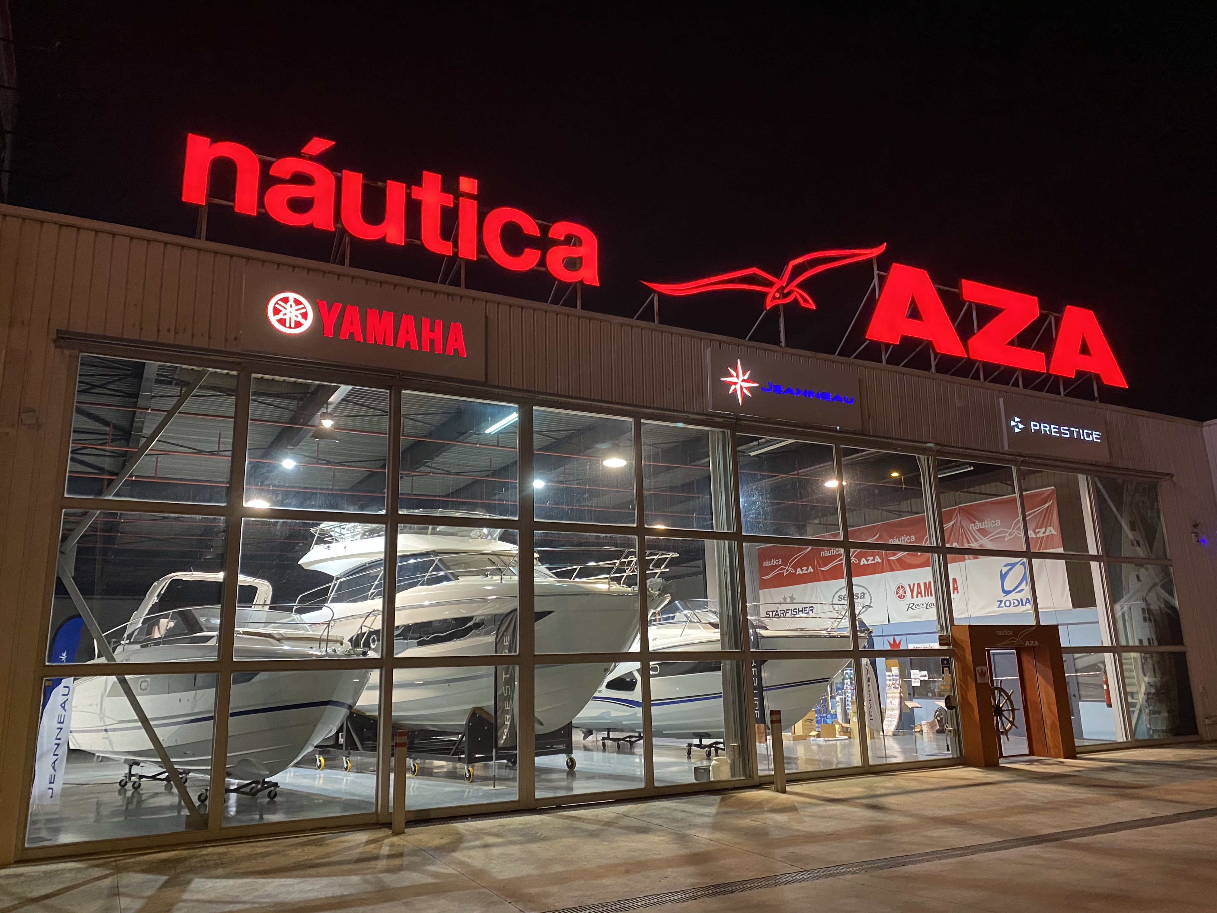 NAUTICA AZA